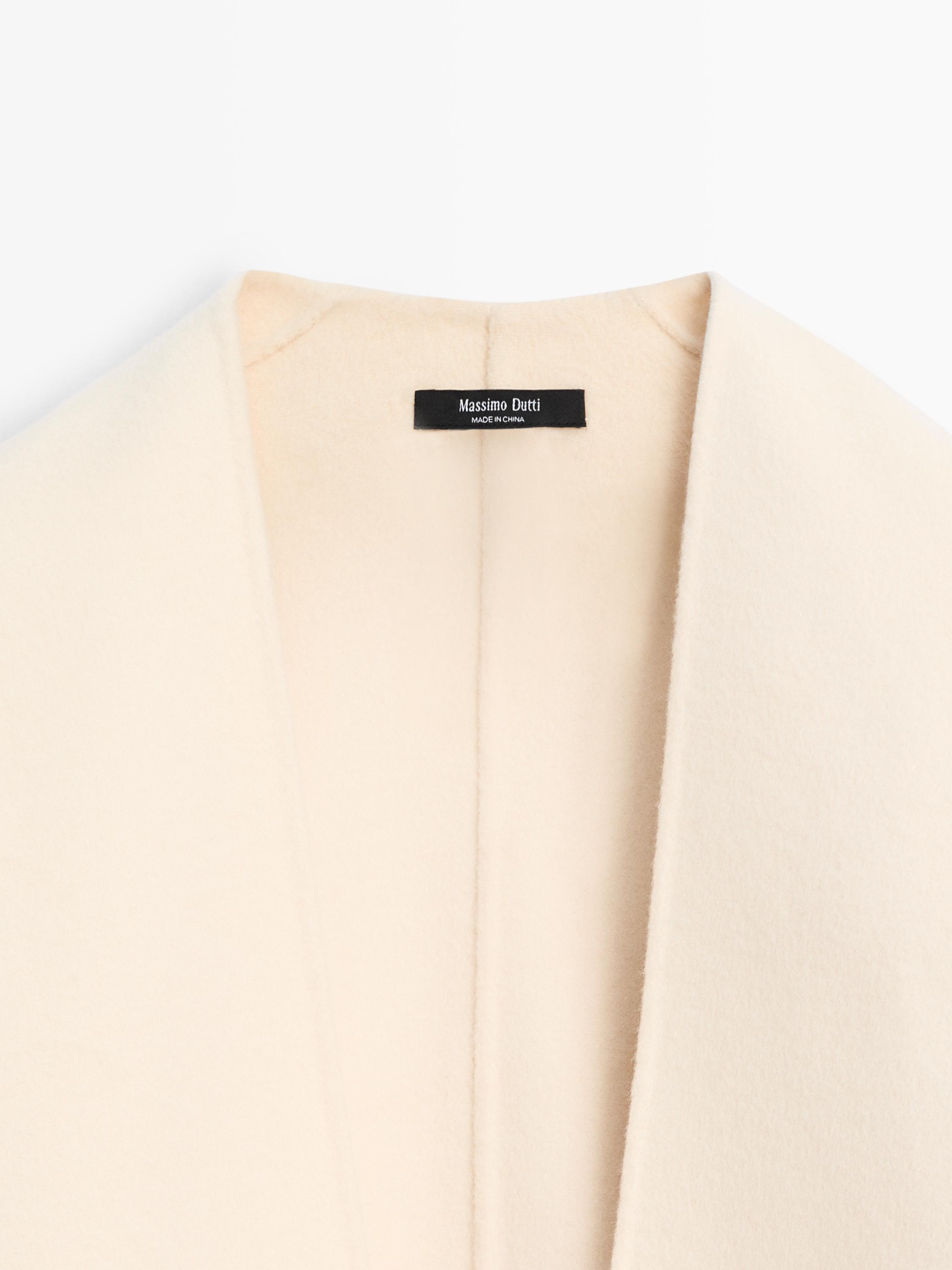 Cape en drap de laine mélangée